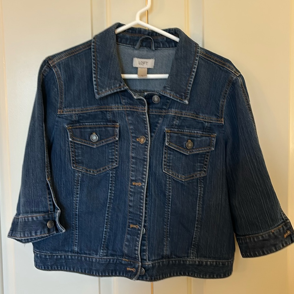 Ann Taylor LOFT- Cropped Denim jacket